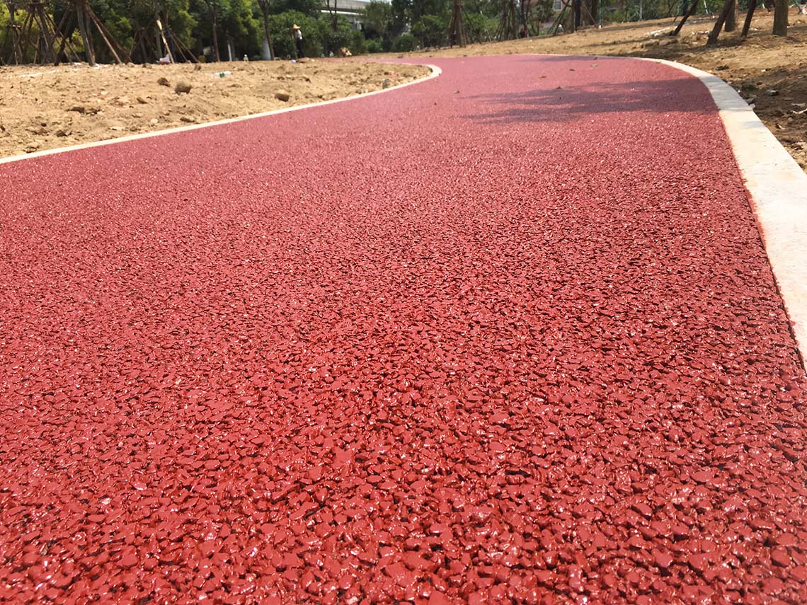 洛江高速橋下花園綠地.jpg