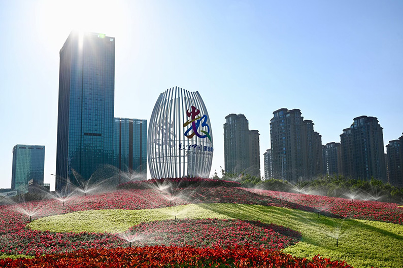 福州會展中心干電池灌溉系統(tǒng).jpg